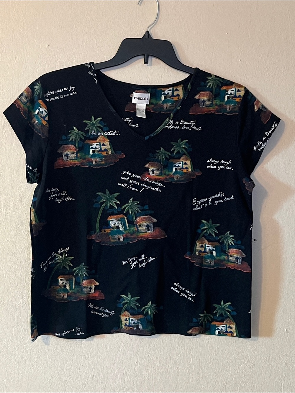 Chico's Black Tropical Island Print V-Neck Tee size 3 ( XL)